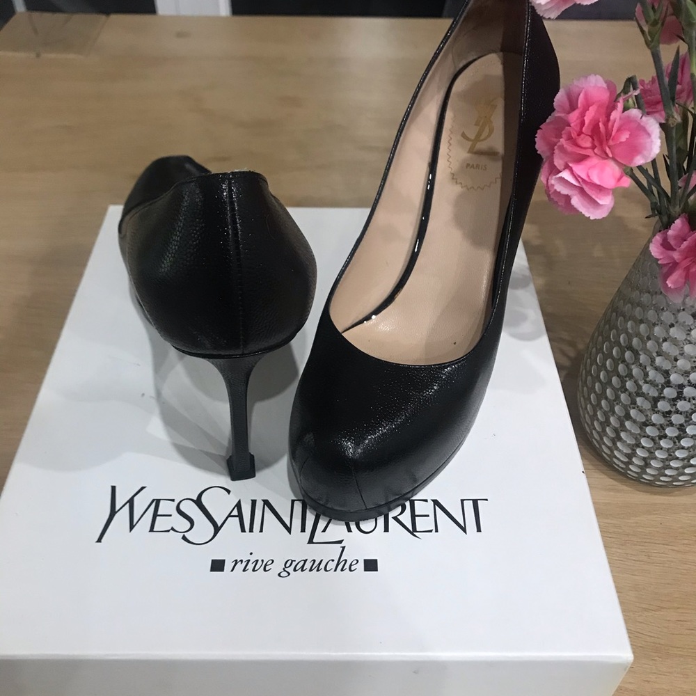 Yves Saint Laurent Tribtoo 80 pump Vernigolf Black